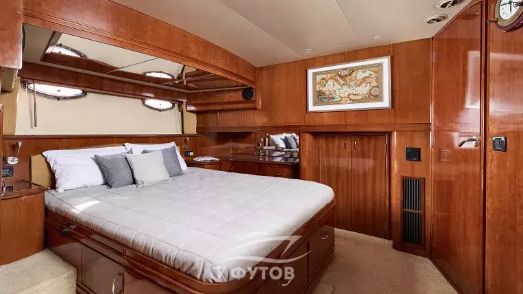 Аренда яхты Carver 60 в Санкт-Петербурге