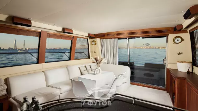 Аренда яхты Carver 60 в Санкт-Петербурге