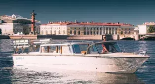 Большой выбор маршрутов и мероприятий для прогулки на катере Венеция