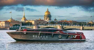 Прогулка на яхте с капитаном по рекам и каналам СПб
