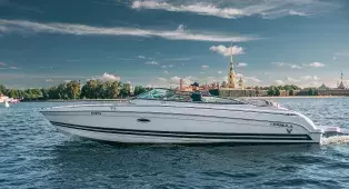 Водная прогулка на катере Formula 260 по рекам и каналам СПб. Вместимость до 8 человек. Удобная посадка у Казанского собора.