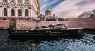 Прогулка на катере с капитаном по рекам и каналам СПб