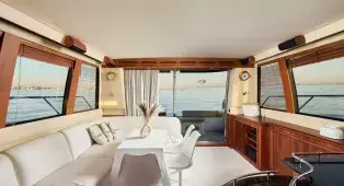 Аренда яхты Carver 60 в Санкт-Петербурге