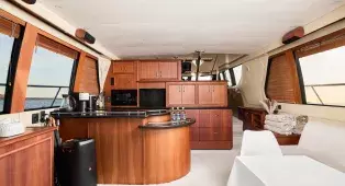 Аренда яхты Carver 60 в Санкт-Петербурге