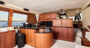 Аренда яхты Carver 60 в Санкт-Петербурге