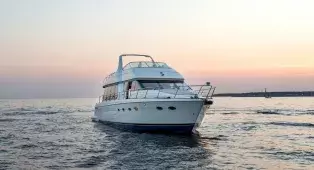 Аренда яхты Carver 60 в Санкт-Петербурге
