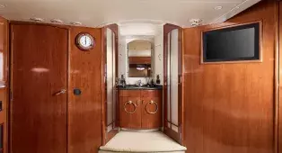 Аренда яхты Carver 60 в Санкт-Петербурге