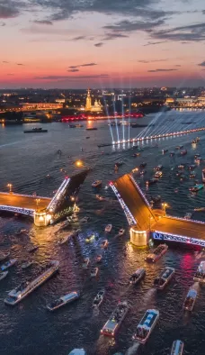 Разведение мостов с борта яхты